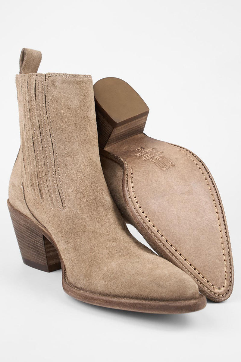 AUSTIN almond-beige suede hidden chelsea texan boots.