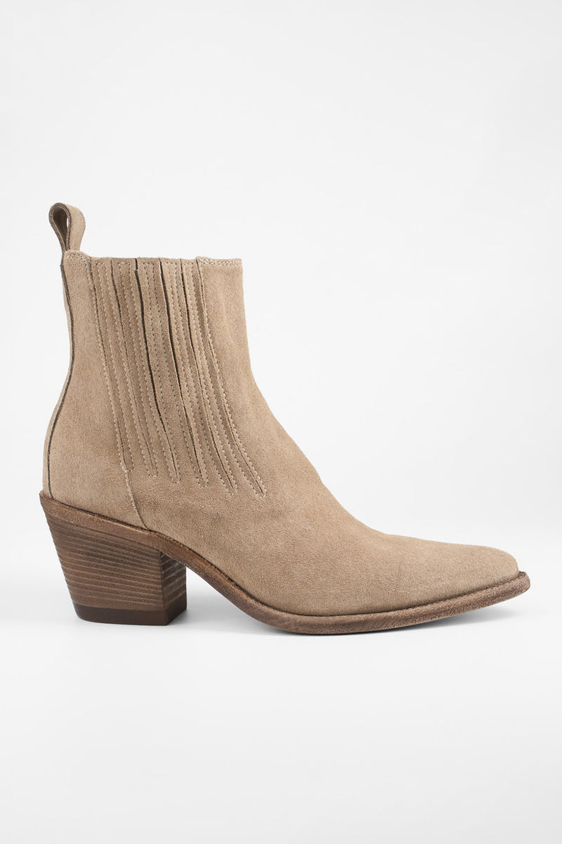 AUSTIN almond-beige suede hidden chelsea texan boots.