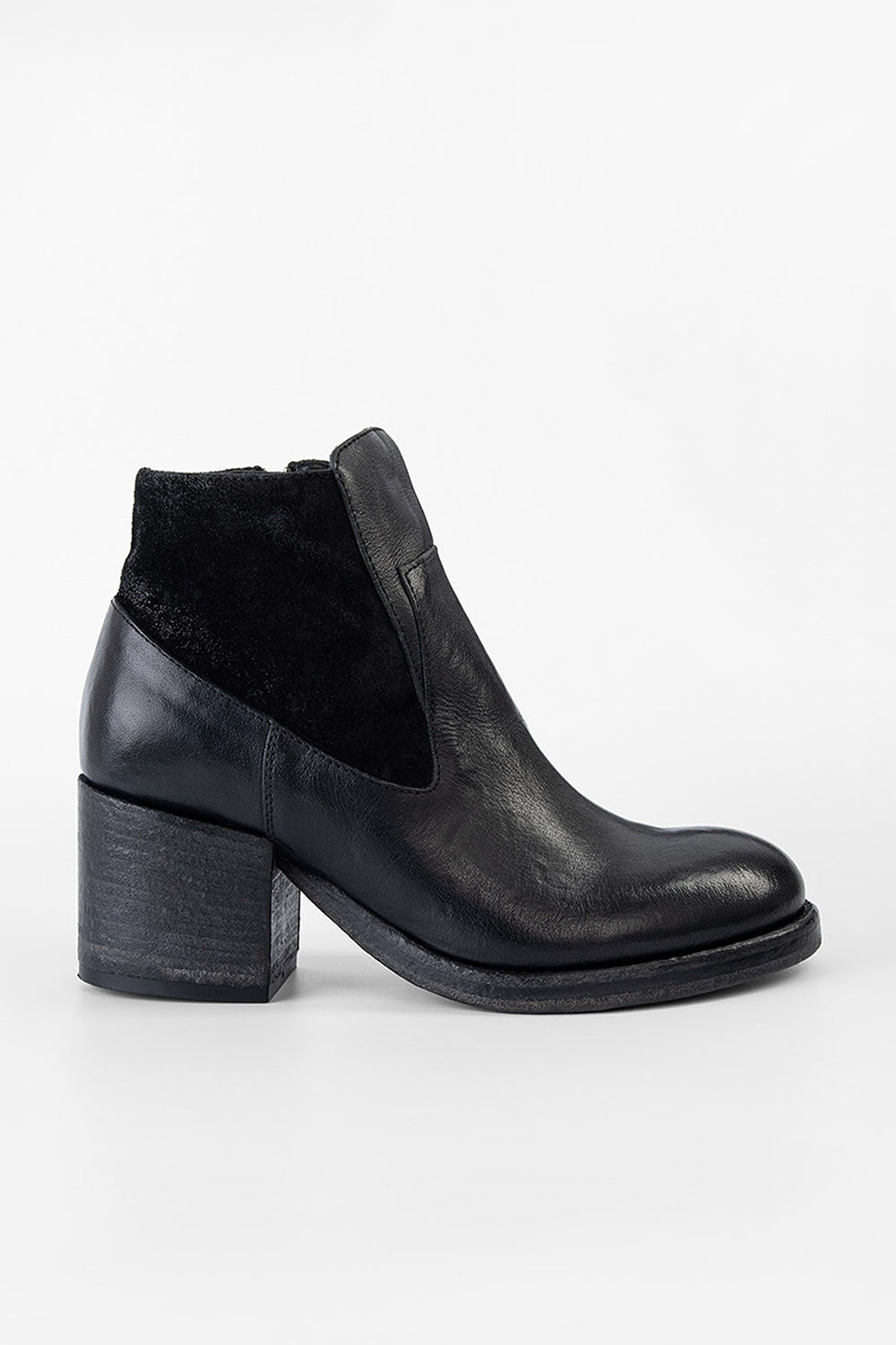 EXETER jet black chelsea boots untamed street UNTAMED STREET