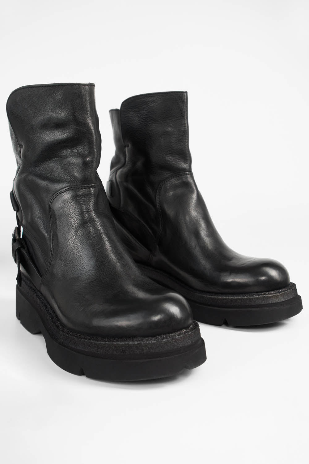 CROFT urban-black lightweight biker boots.