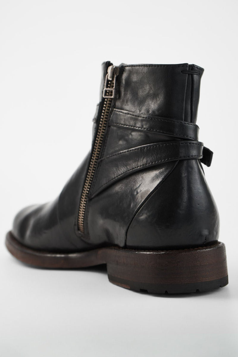 EYTON imperial-black laceless ankle boots.