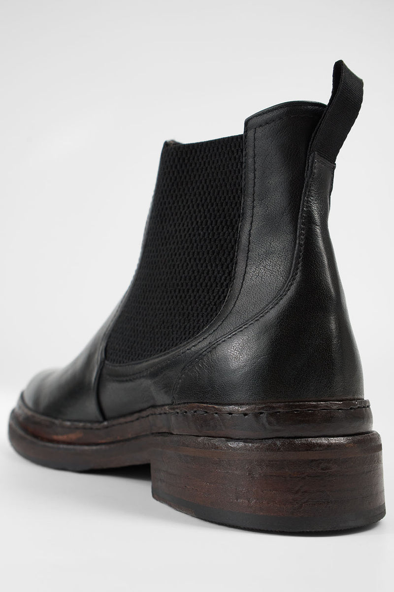 LAMBETH jet-black welted chelsea boots.