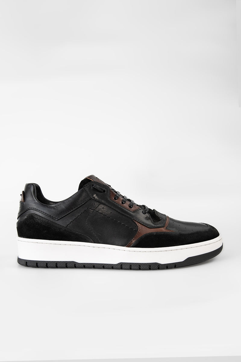 MADDOX urban-black patina sneakers.