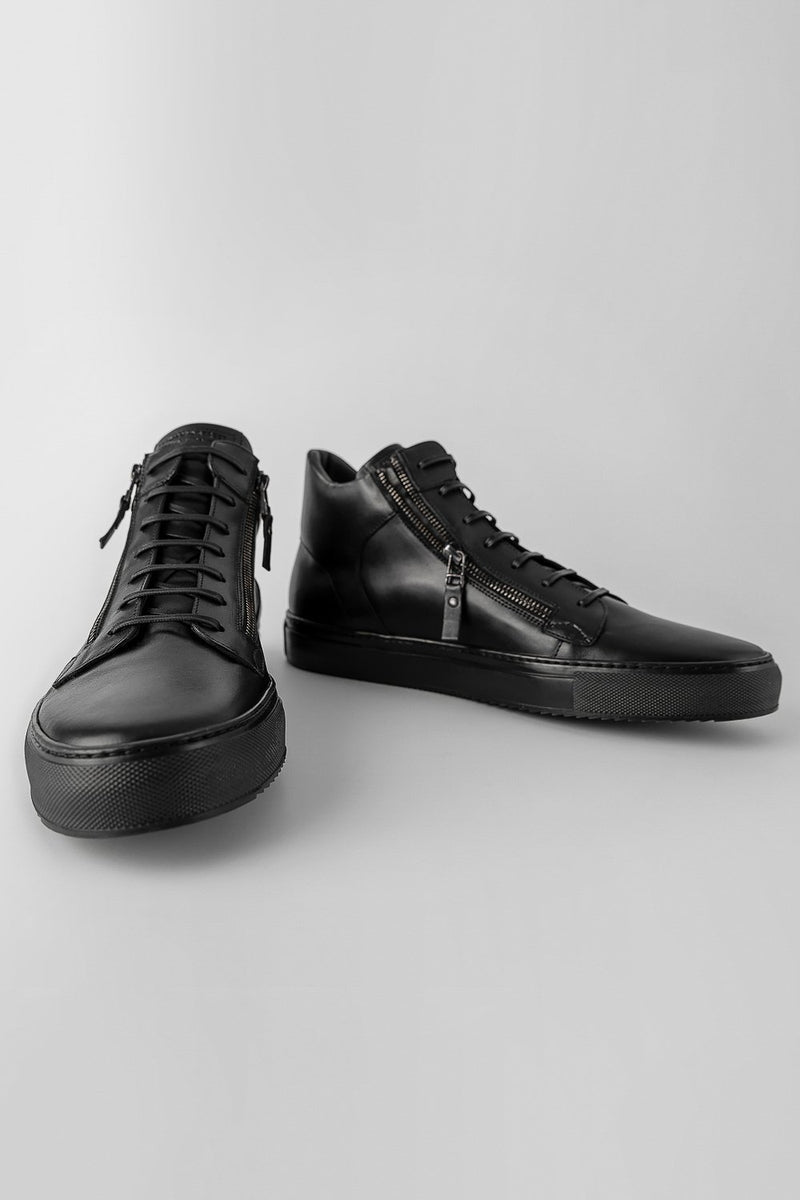 SOHO urban-black sneakers, untamed street